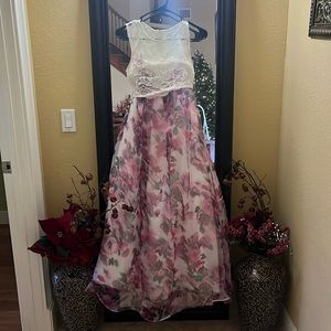 Two piece skirt and top